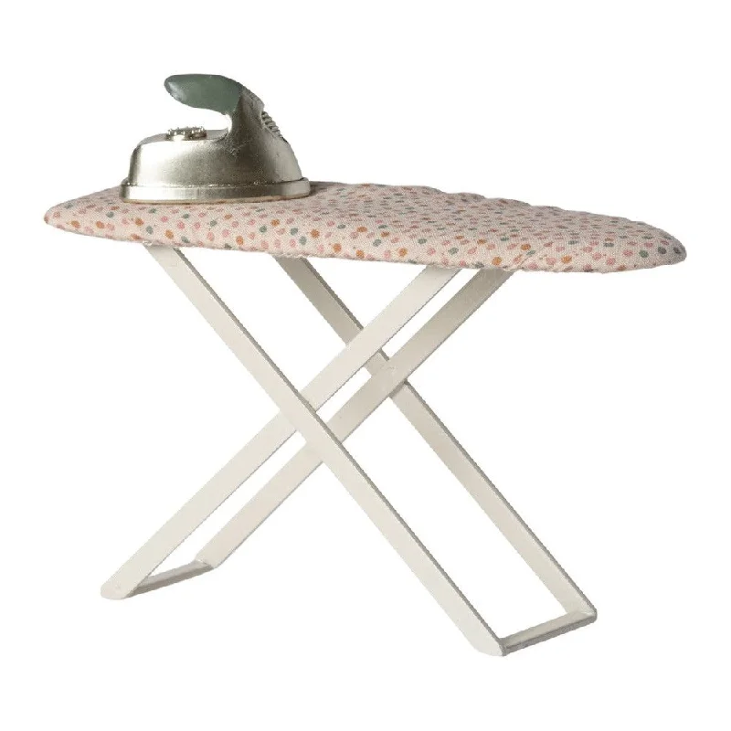 Maileg iron and ironing board for mice - polka dots